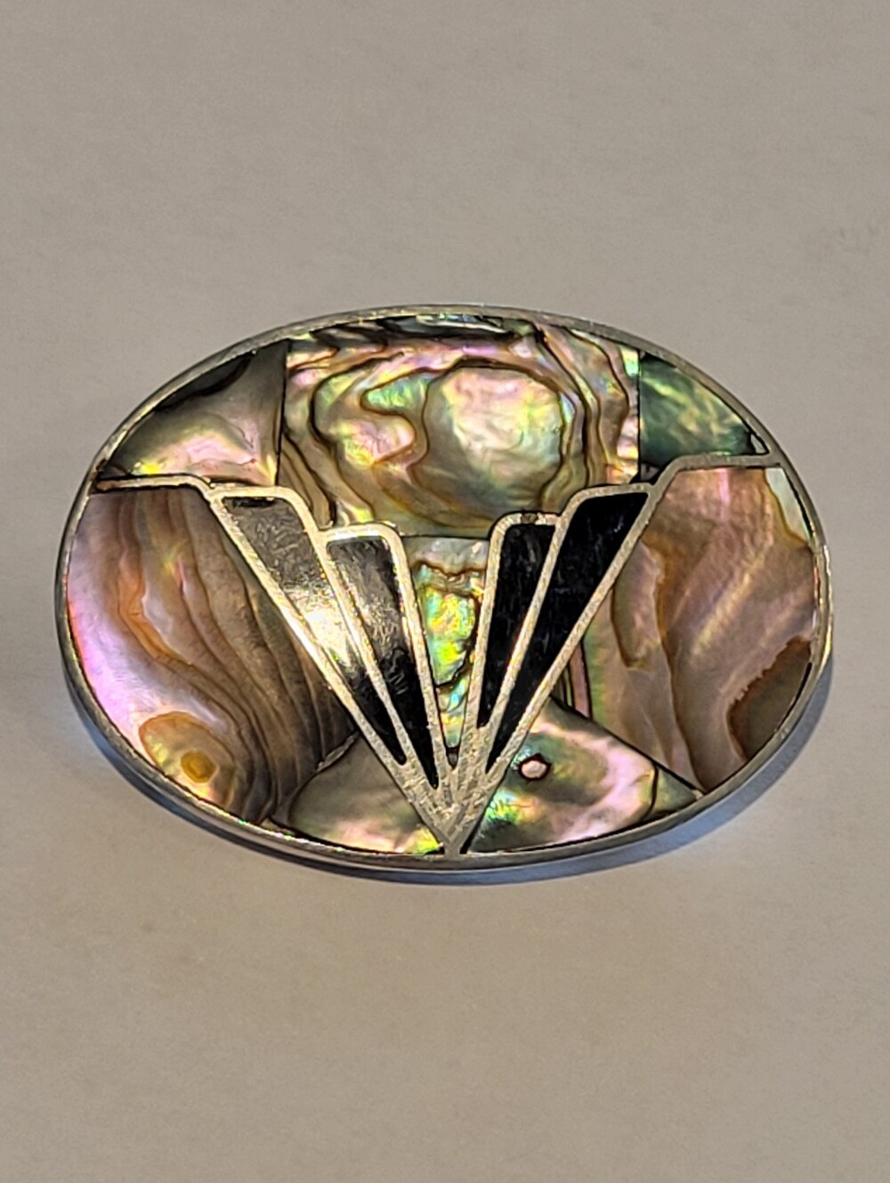 Vintage Mexican Alpacca Silverbrooch/pendent, Oval Shape With Abalone Design.